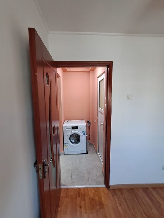 Propietar vând apartament două camere Vitan piața Bobocica!
