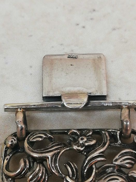 Масивна Сребърна гривна