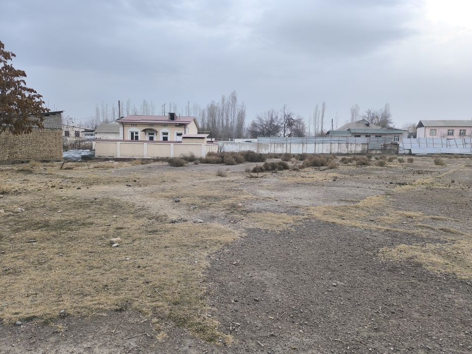 Продается нежилой участок земли 1,5 гектаров. (Пахта).