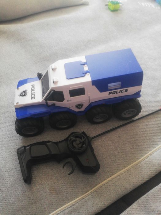 Продам машинки б/у