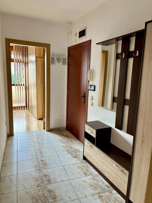 Дава се под наем Двустаен апартамент в Плевен, Мара Денчева - 60 кв.м за 357 € - Снимка #3