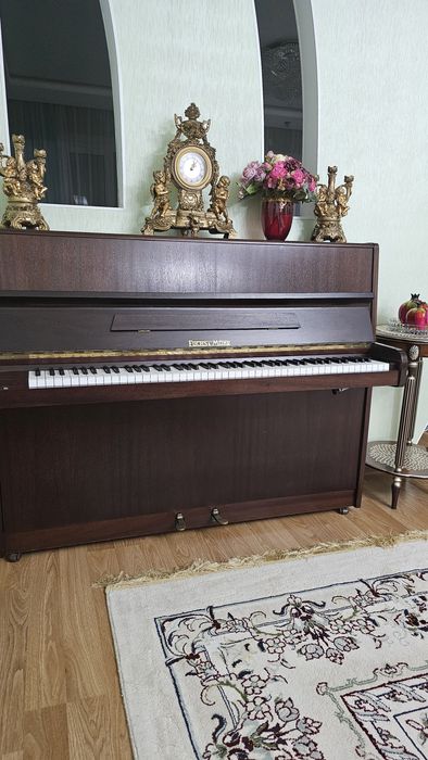 Продам  пианино в отличном  состоянии
