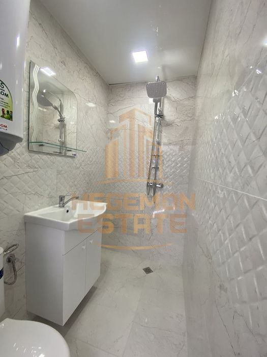 Продава се Двустаен апартамент в Варна, Възраждане 3 - 50 кв.м за 2060 €/кв.м - Снимка #8