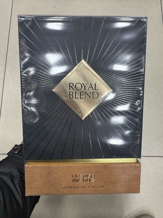 French Avenue Royal Blend Nero Sequoia