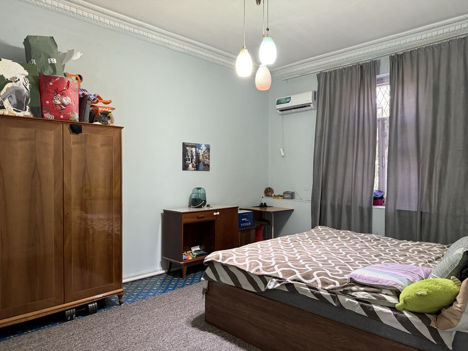 3 Комнаты, Сталинка 3/1/2 Дубовая, Кадышева, Дом Пионеров, Базарчик