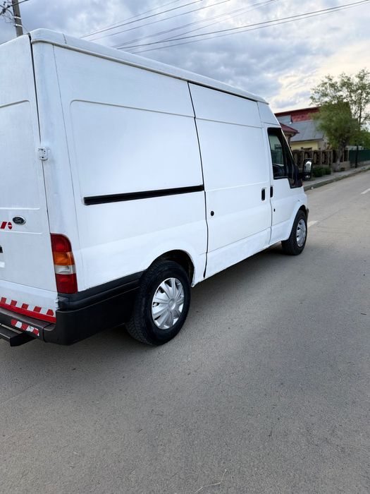 Ford tranzit 2004