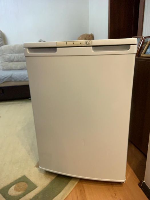 Морозильная камера Бирюса