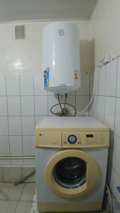 3 xonali kvartira sotiladi