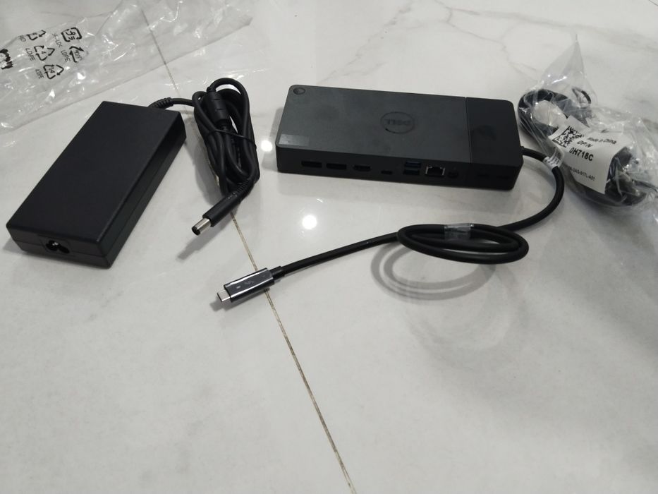 Продам док станцию DELL-WD22TB4