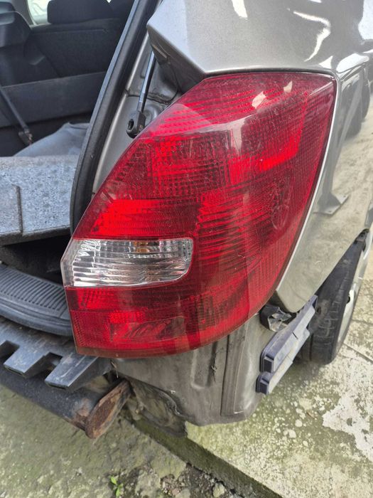 Stop spate stanga / dreapta Skoda Fabia 2 break