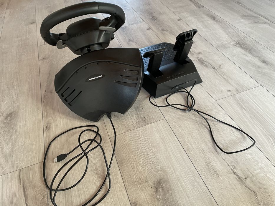 Thrustmaster T80 Ferrari 488 GT – PS4/PS3/PC, stare foarte bună