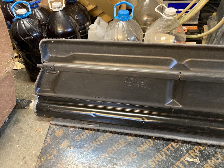 Кора за багажник за Пежо 406 2002- 2006