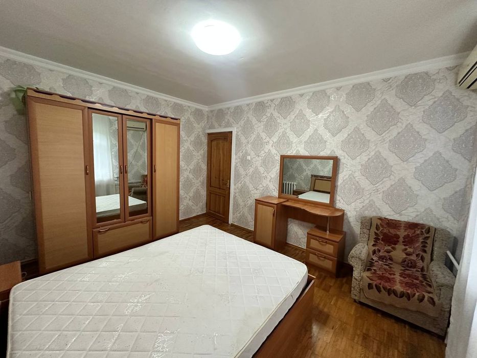 Сдаётся 2в3/4/4 на м-в БИЙ (Максим Горького) ул. Лафарга
