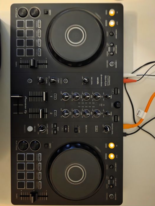 DDJ -FLX 4 2026/NOU