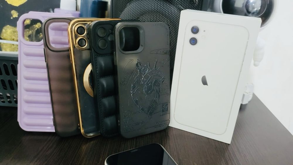 Iphone 11 white 64 gb