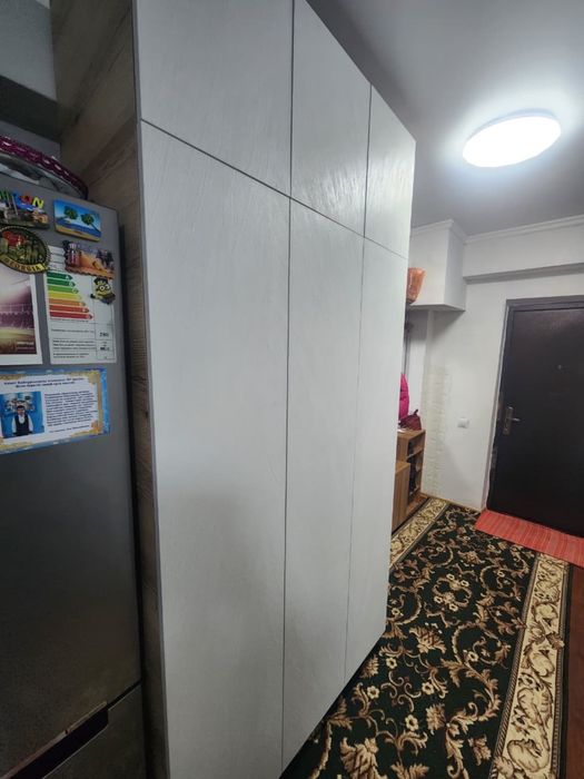 Срочно продам шкаф новый