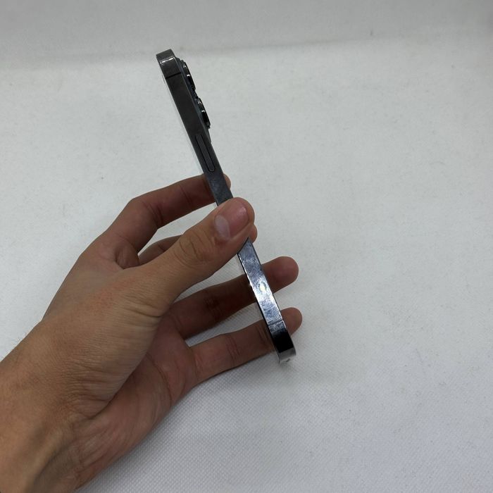 Iphone 13 pro sotiladi dastavka bor