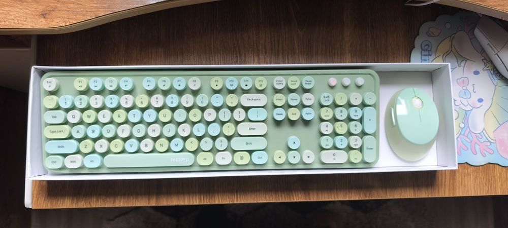 Безжична клавиатура mofii + мишка