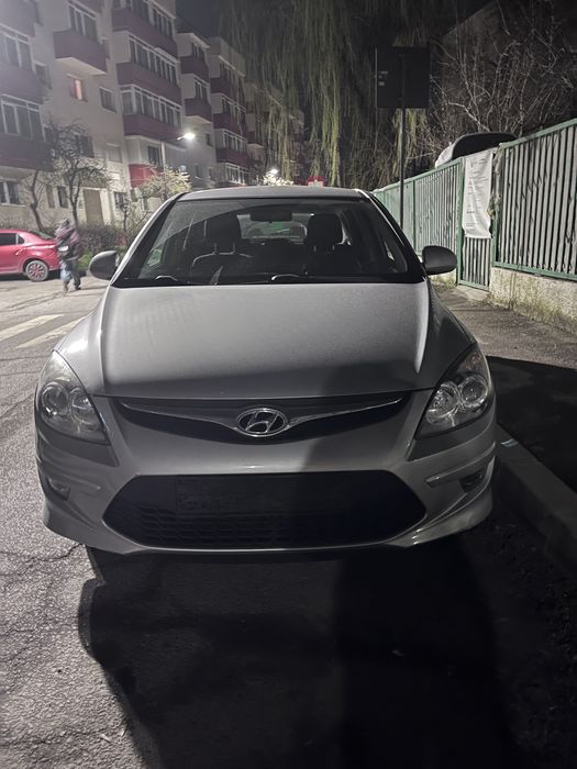 HYUNDAI i30 2010 — imagine 4