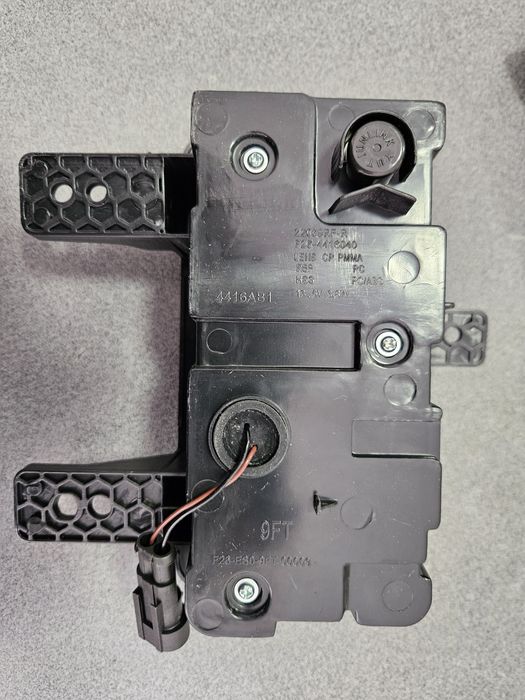 Фары на Jetour T2