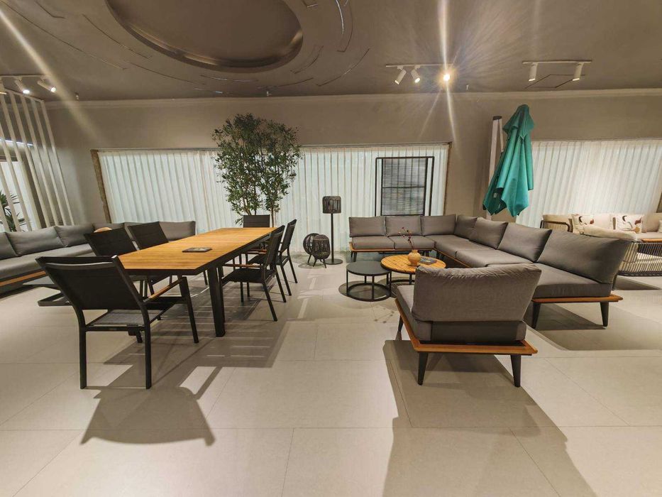 Луксозен трапезен сет CONTRASTO - естествено тиково дърво и алуминий