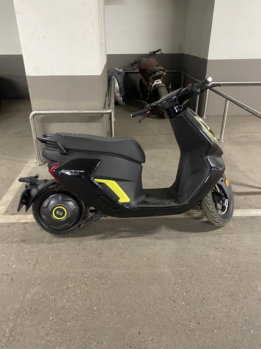 Cfmoto Zeeho ae6s plus scuter electric