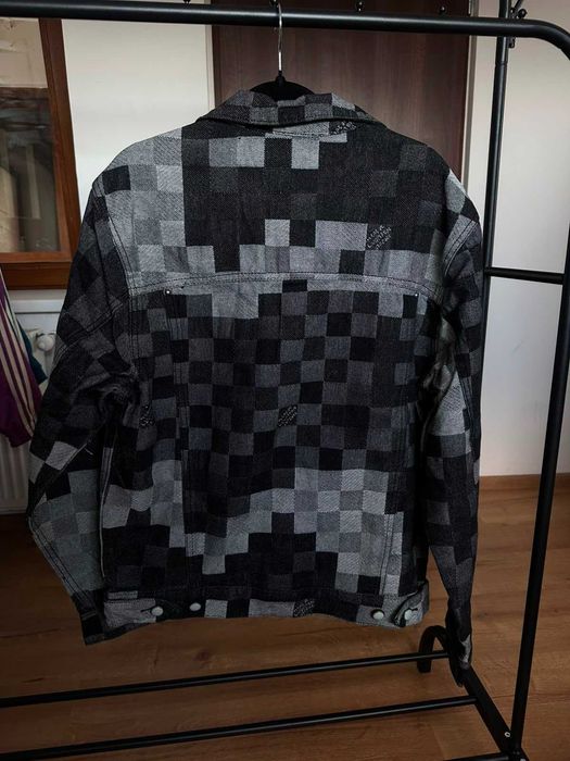 Geaca de blugi neagra Louis Vuitton marimea 52