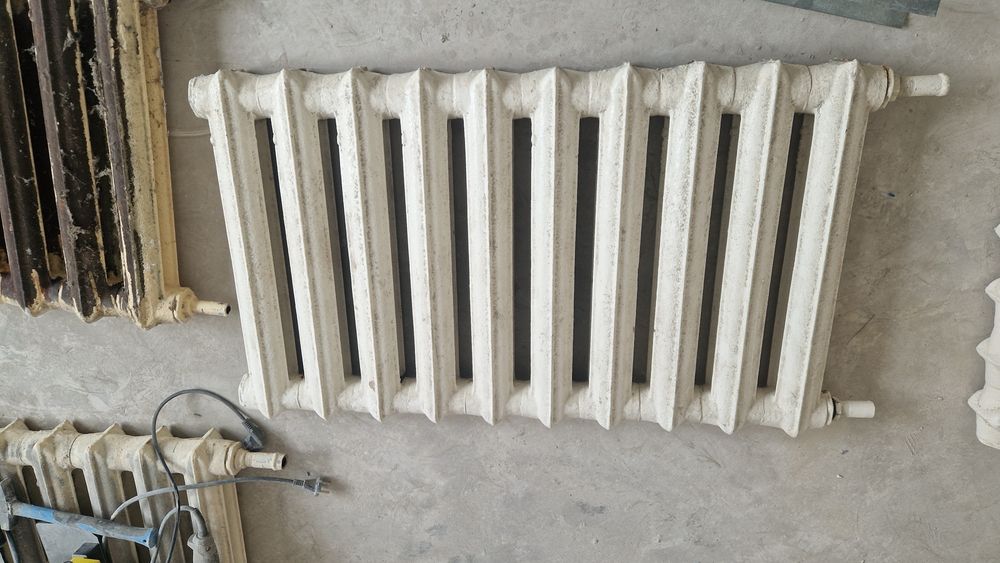 Батарея чугунная