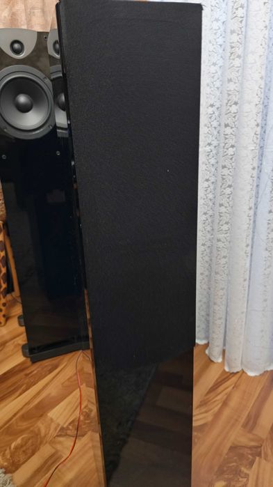 Продам аудиосистему Bose AMS-DMS (CD/Tuner) с колонками Cortland