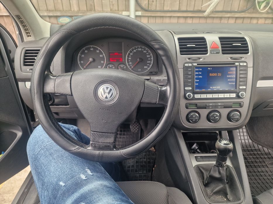 VOLKSWAGEN Golf 2005 — imagine 5