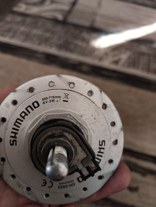 Главина с динамо Shimano DH-3N20