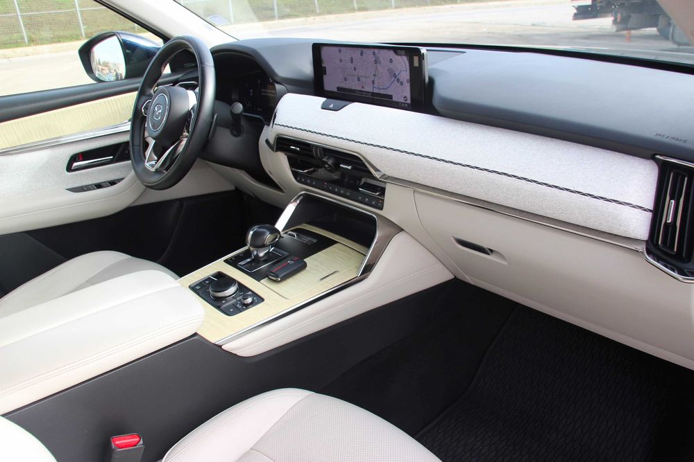 Mazda CX-60 E- Skyactiv Takumi AWD HUD 2022 г. Euro 6D