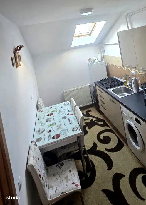 Apartament o camera, bucatarie separata, parcare, zona Stejarului — fotografia 3