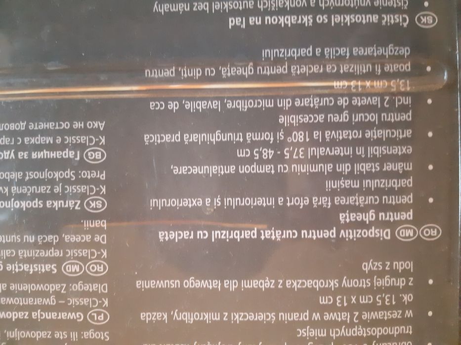 Dispozitiv de ștergere-curățat geamurile interior și exterior