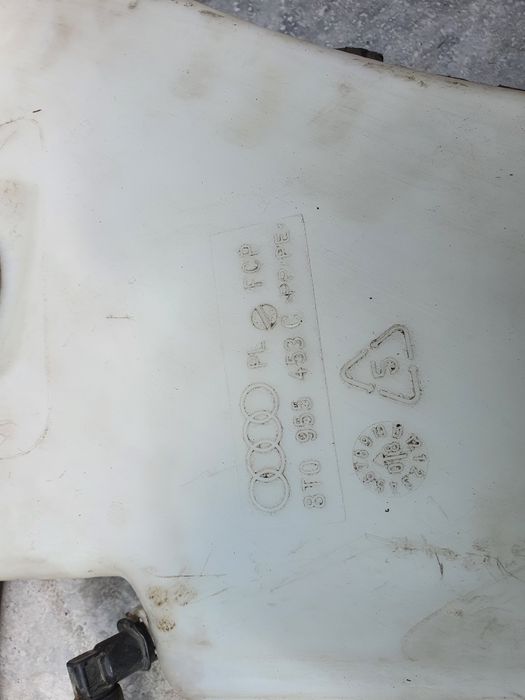 Vas lichid parbriz Audi A4 B8 A5/Vas stropgel Audi A4 B8 A5 Q5 cu spal