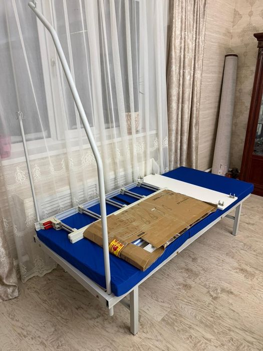 Медицинская кровать