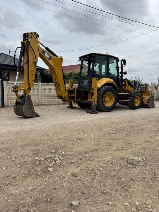 Caterpillar 2018 428F2!!