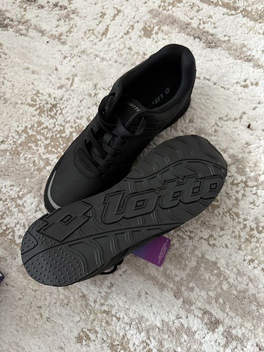 Мъжки маратонки Lotto