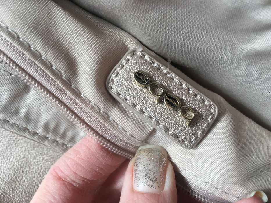 Чанта BEBE златиста