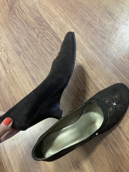 Pantofi piele intoarsa cu talpa inalta, eleganti, 38