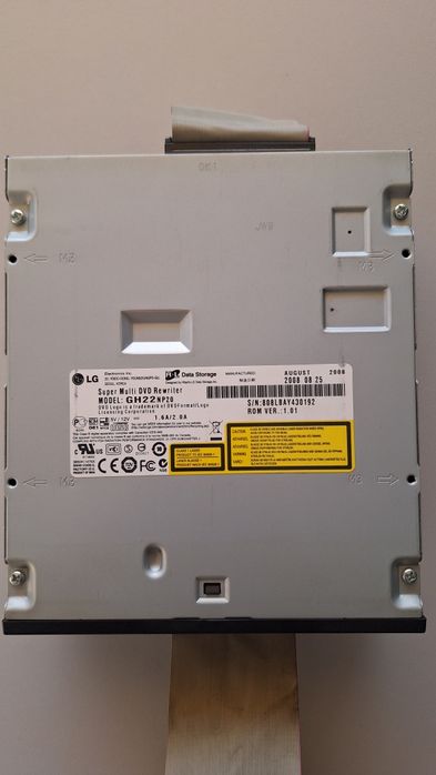 Продавам DVD-RW LG Model: GH22NP20