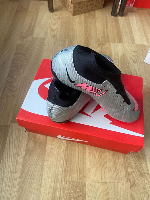 Бутонки Nike Mercurial