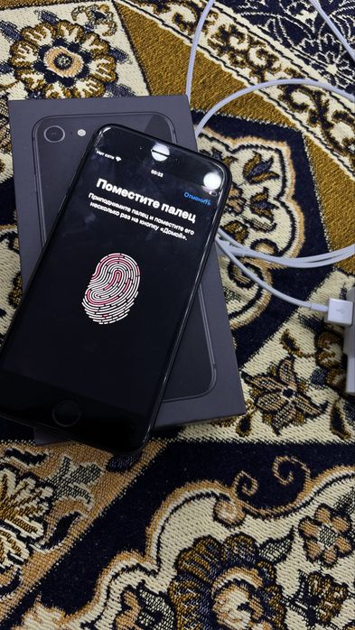 Iphone 8 64gbbbb
