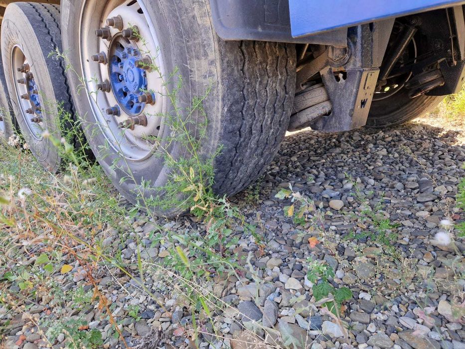 Semiremorca Schmitz cu macara