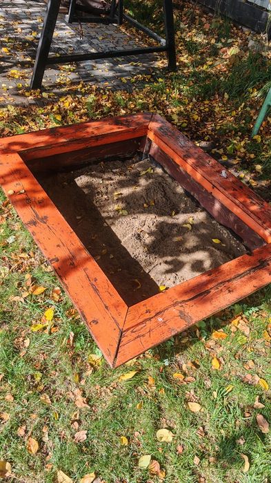 Продам песочницу 100*130см