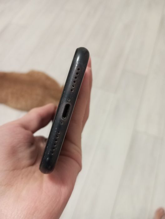 IPhone xr нерабочий