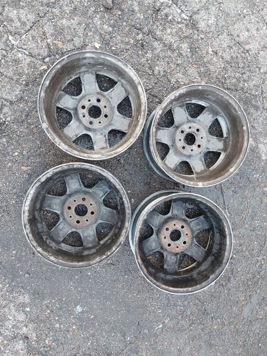 Диски R15 на Гольф 3. Не вареные.