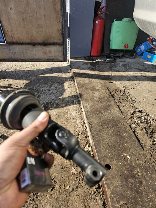 Карданчик рулевой камри 40