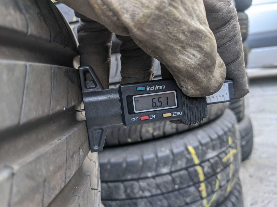 2бр Летни гуми 225 50 18 - Pirelli -