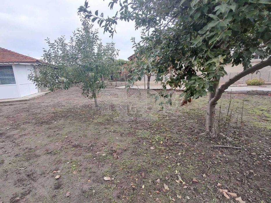 Продава се Къща в Генерал Тошево - 80 кв.м за 399 €/кв.м - Снимка #12